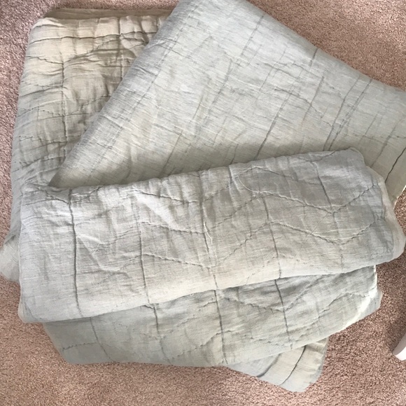 Pottery Barn Bedding Pottery Barn Quilt And Sham Set Poshmark
